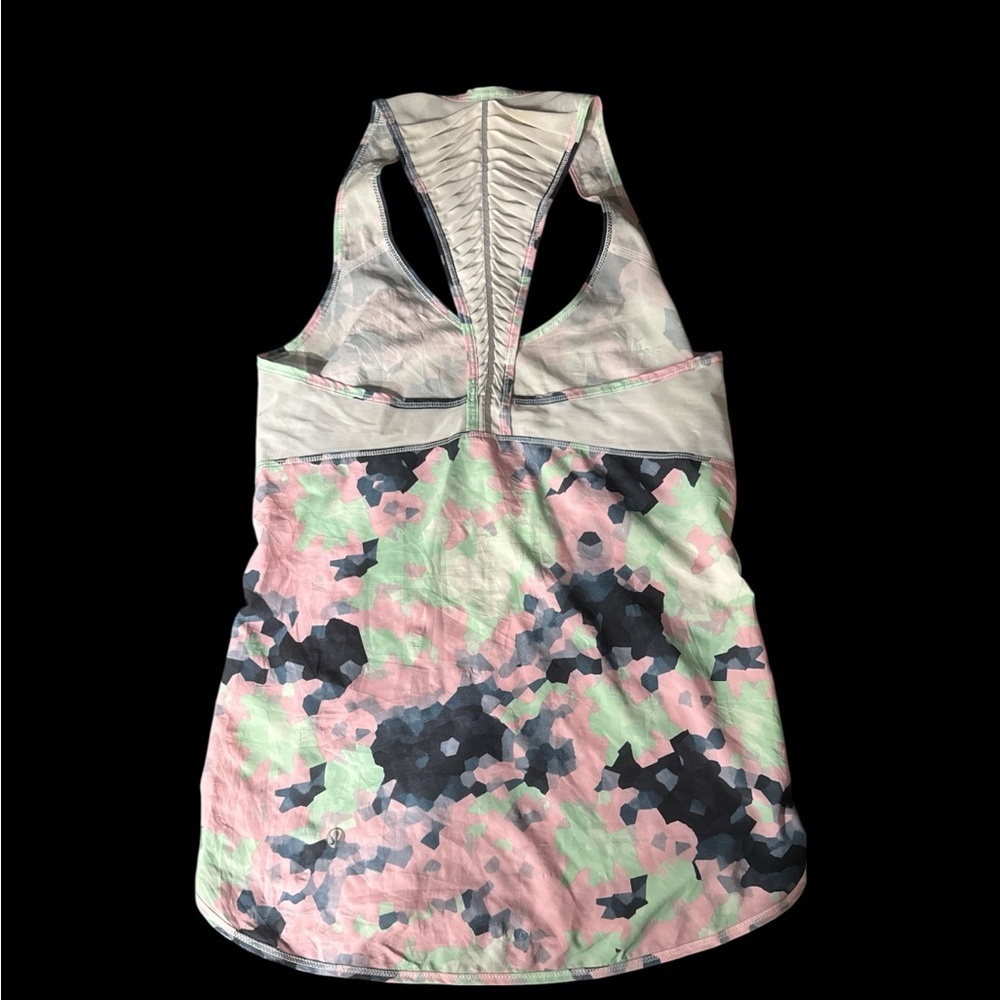 Lululemon Women’s Racerback Tank Top - Picture 2 of 2